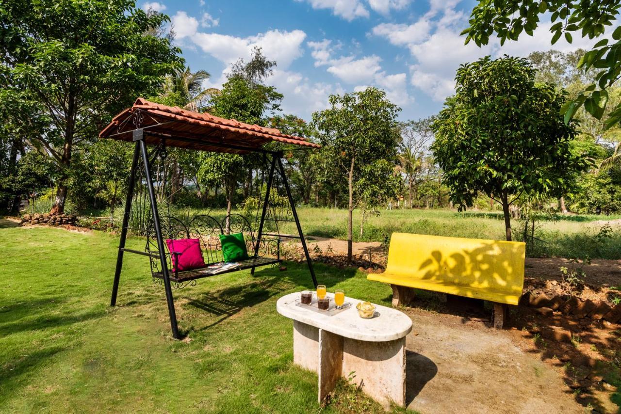 Saffronstays Lakeview Nivara - Farm Stay Villa With Private Pool Near Pune Exterior foto