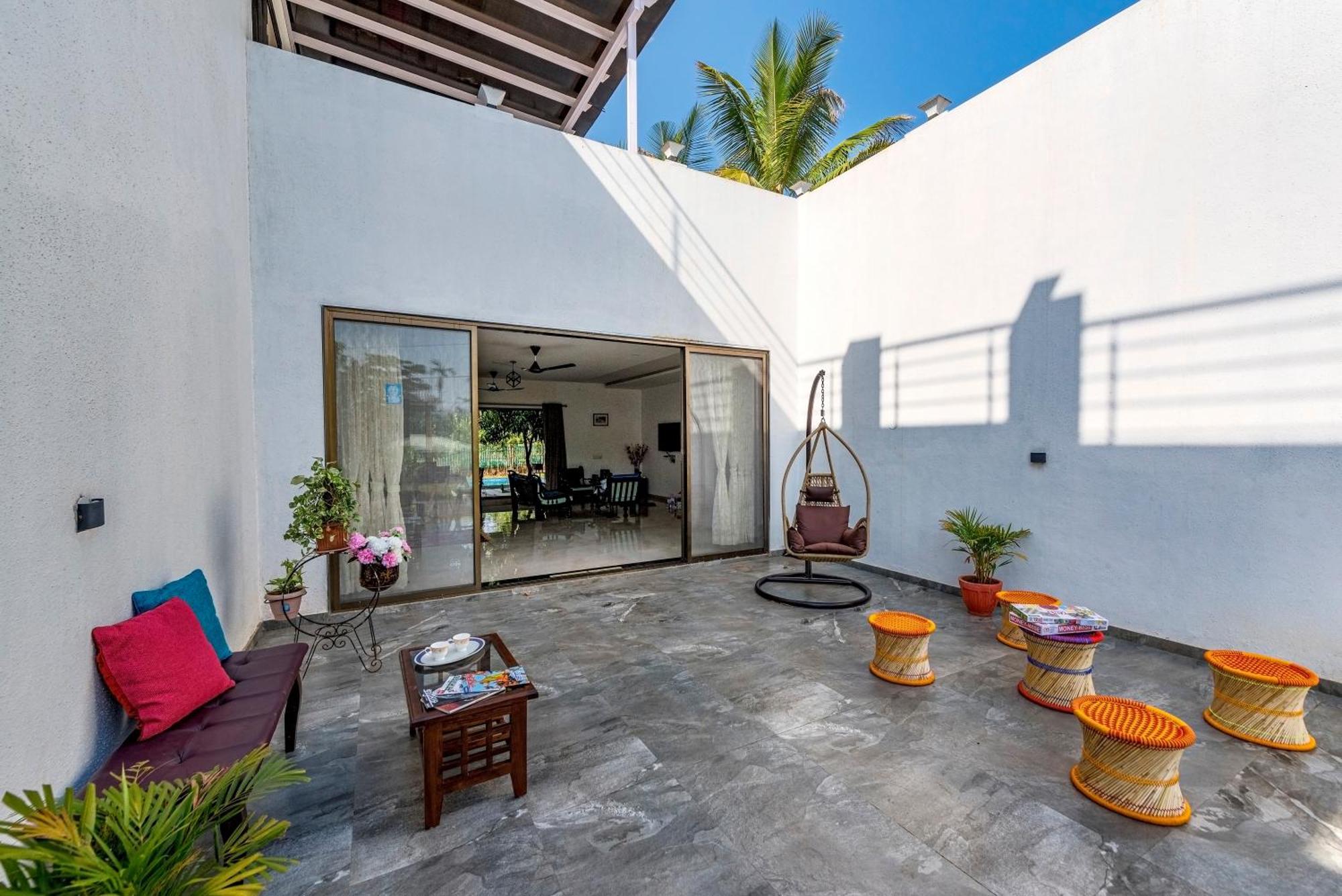 Saffronstays Lakeview Nivara - Farm Stay Villa With Private Pool Near Pune Exterior foto